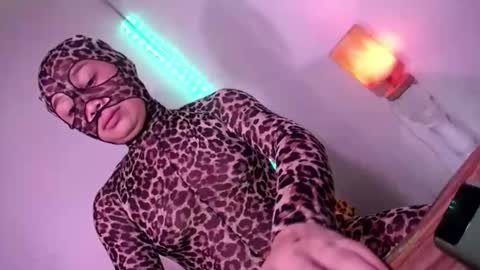 master_mistress_of_all online show from March 20, 4:59 am
