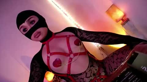 master_mistress_of_all online show from March 24, 6:46 pm