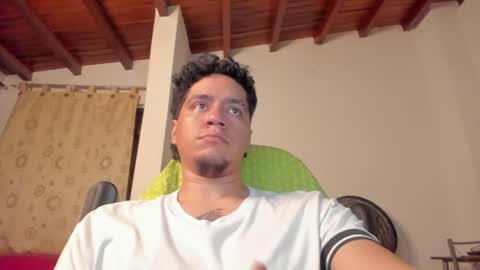 Juan Independent Model online show from June 27, 7:00 am