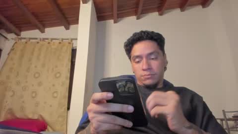 Juan Independent Model online show from July 1, 2:34 am