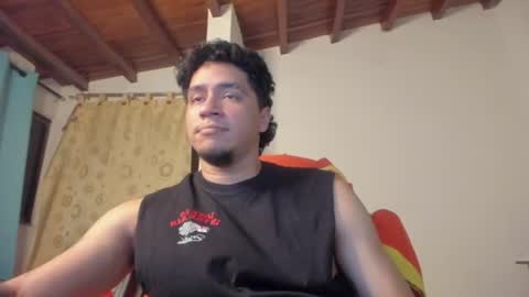 Juan Independent Model online show from July 11, 12:05 am