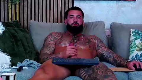masterkingofmuscle online show from June 25, 11:30 pm
