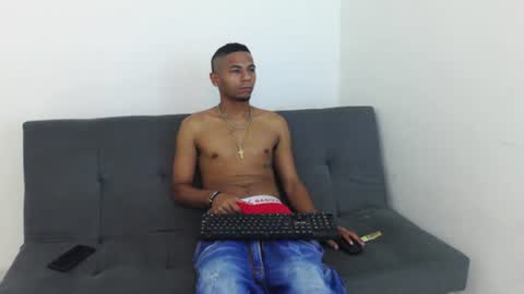 masters_latins online show from August 15, 11:41 pm