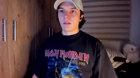 mastrangelo_x online show from July 18, 3:40 am