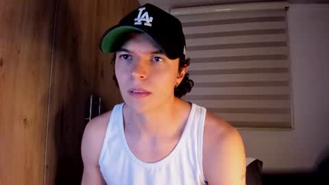 mastrangelo_x online show from July 24, 5:32 am