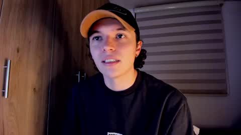 mastrangelo_x online show from July 29, 5:36 am