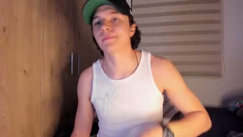 mastrangelo_x online show from August 15, 4:38 am