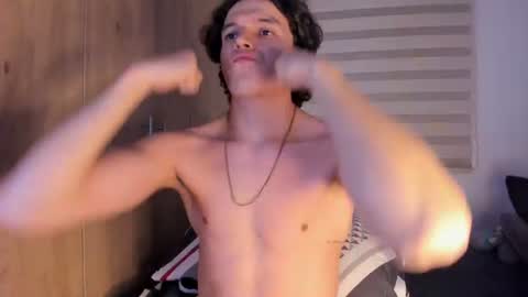 mastrangelo_x online show from August 15, 5:44 am
