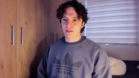mastrangelo_x online show from August 15, 10:47 pm