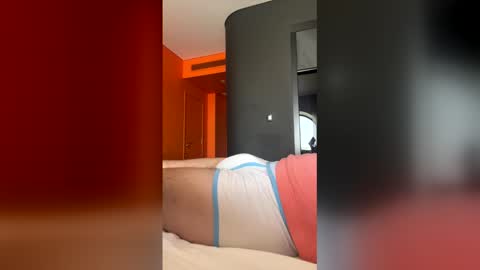 matej_cauci online show from April 8, 2:43 am