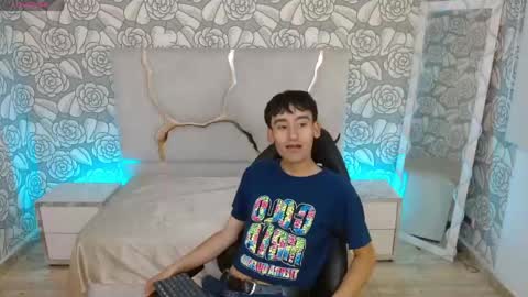 mateo_tay online show from April 11, 10:10 pm