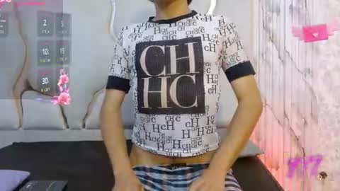 mateo_tay online show from August 14, 11:41 pm