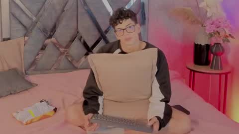 Mateo online show from August 14, 5:55 am