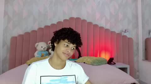 Mathew online show from August 12, 10:28 am