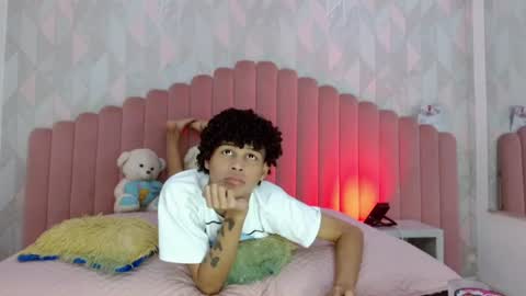 Mathew online show from August 12, 11:34 am