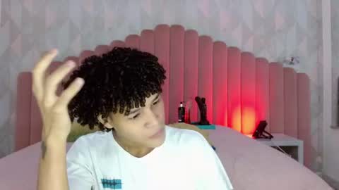 Mathew online show from August 15, 3:32 am