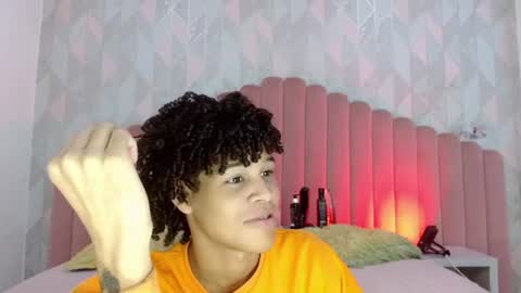 Mathew online show from August 15, 9:02 am