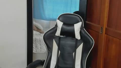 mathews_smith online show from August 13, 1:36 pm