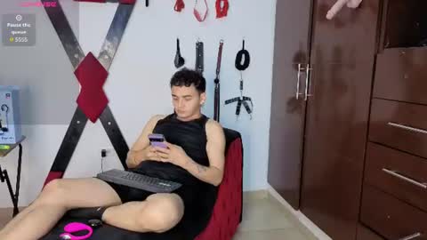 Mathias and Nicolas online show from August 4, 1:46 am