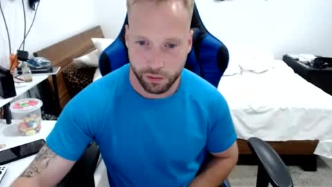 Math online show from August 12, 3:09 am