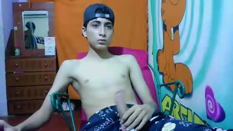   online show from August 5, 1:36 am