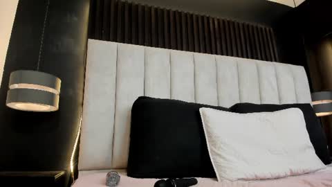 mathilda_liz online show from July 28, 2:01 pm