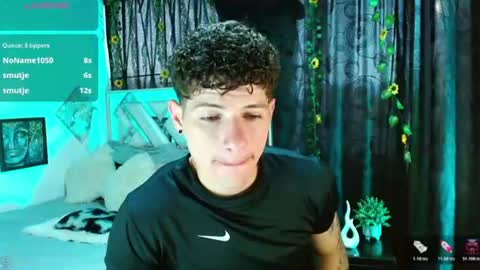     online show from August 12, 10:01 pm