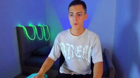 Matias online show from August 3, 7:32 pm
