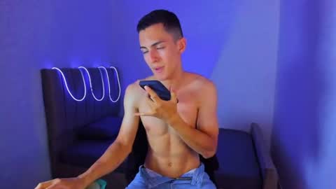 Matias online show from August 4, 4:04 pm
