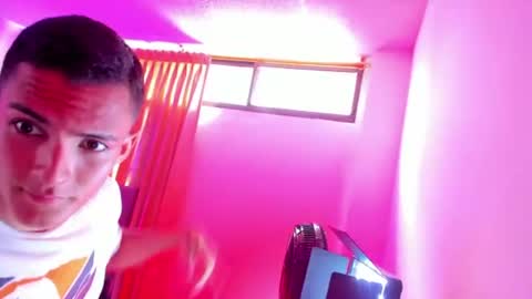 Matias online show from August 12, 4:09 pm