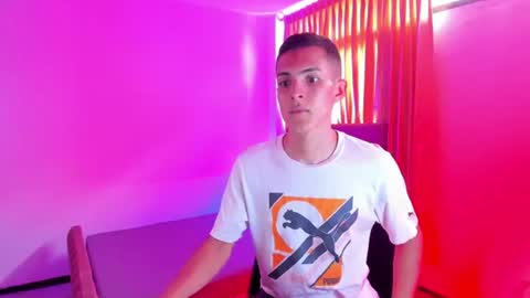 Matias online show from August 12, 7:27 pm