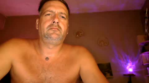 matrike1 online show from July 13, 9:42 pm
