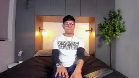 Mats  online show from August 13, 11:46 am
