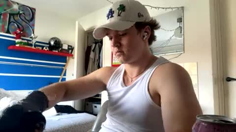 matswijnen1 online show from August 1, 3:51 pm