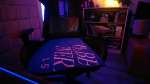 MRD online show from June 25, 1:58 pm