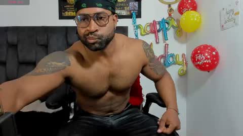 matt rodriguez92 online show from August 7, 1:11 pm