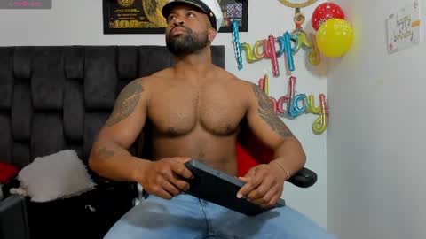 matt rodriguez92 online show from August 8, 11:54 am