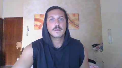 matteushh87 online show from July 7, 3:49 pm