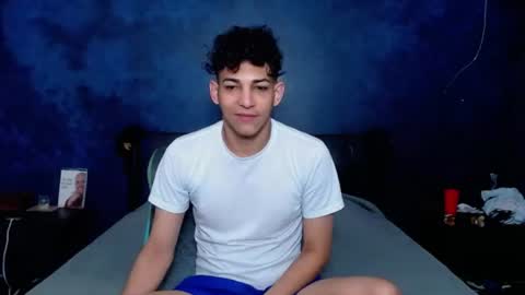 matthew_hawk19 online show from July 29, 12:12 pm
