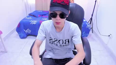 MatthewBoy online show from August 5, 11:52 am