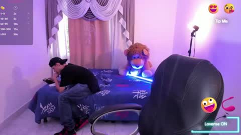 MatthewBoy online show from August 8, 12:27 pm