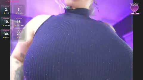 matti_sofia online show from August 13, 11:02 am