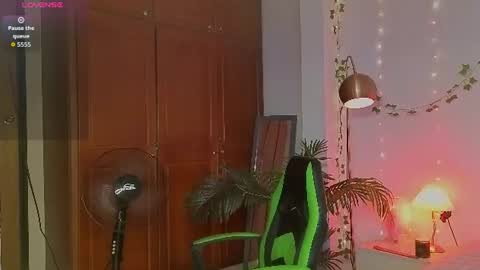 matty_spark online show from August 3, 6:04 pm
