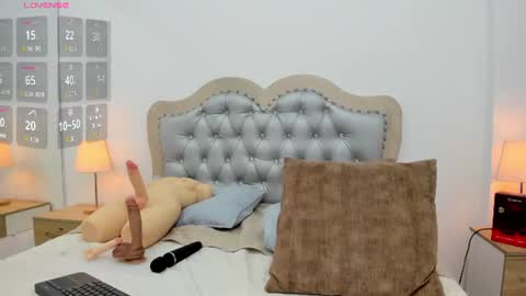 Ariel online show from June 24, 3:08 am