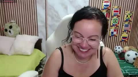 Sonia online show from July 8, 6:23 pm