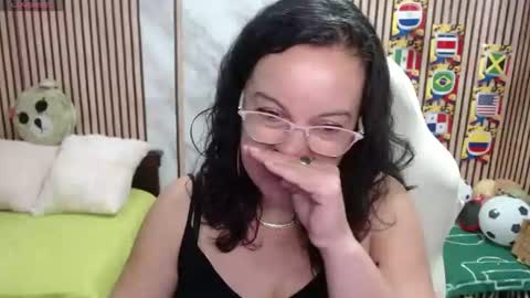 Sonia online show from July 8, 9:08 pm