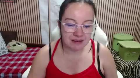 Sonia online show from August 3, 9:55 pm