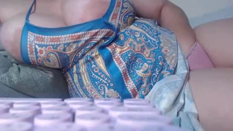 matureboobsbig online show from August 13, 5:21 am