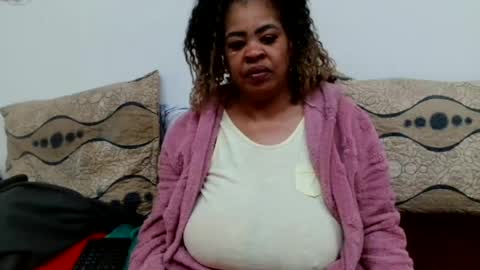 maturedbootyqueen online show from August 15, 12:09 pm