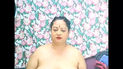 matureindian654u online show from June 24, 12:29 pm